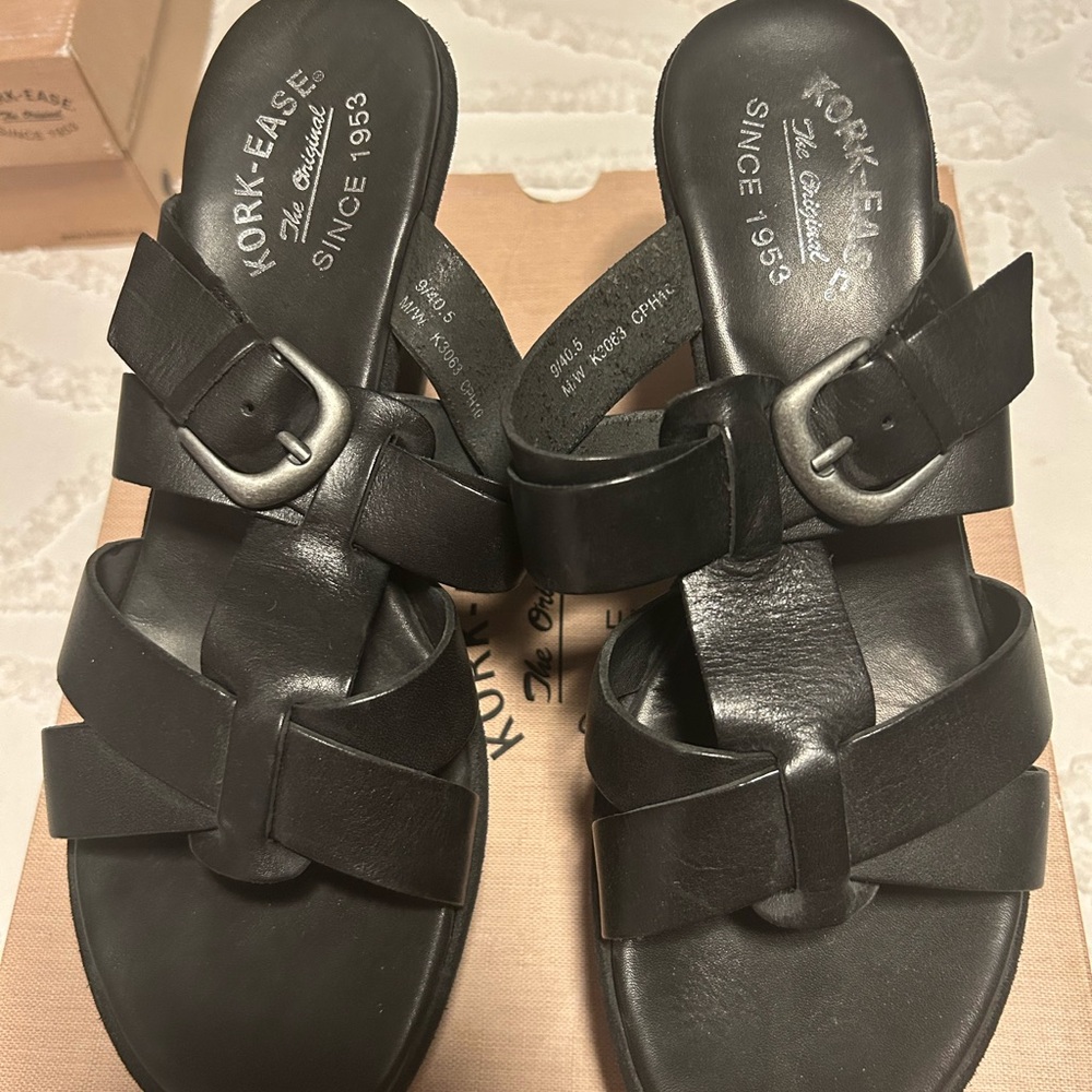 Beatrice Black Heels sandal